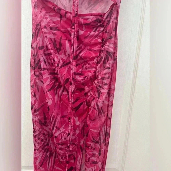 SHEIN HOT PINK TIGHT DRESS (Size XS) - Picture 5 of 7
